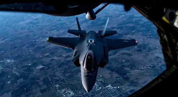 شناسایی جنگندههای پنهانکار آمریکا