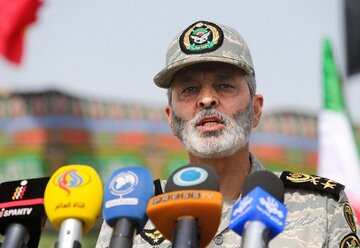 بازدید فرمانده کل ارتش از گروه پدافند هوایی آبدانان ایلام و ارزیابی آمادگی دفاعی این یگان/ حضور در منزل دانشمند هسته ای+تصویر