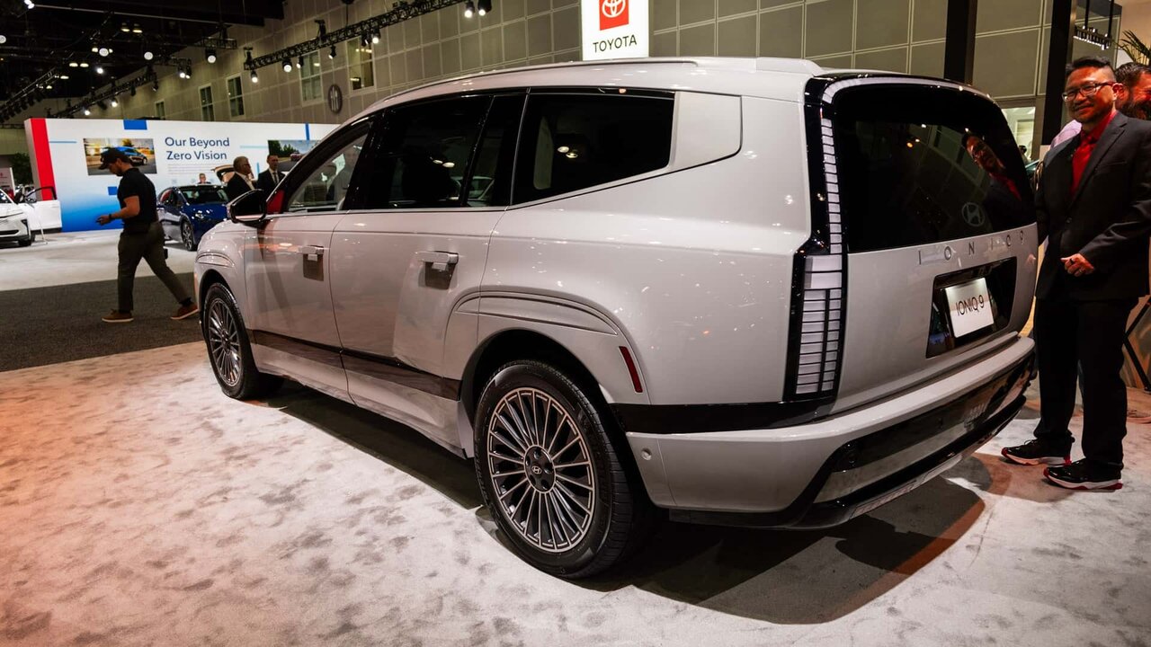 بزرگترین شاسیبلند برقی هیوندای چند؟ /عکس