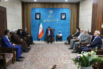 تاکید استاندار بر جذب دانشجویان بینالمللی در سند «کرمان برفراز»