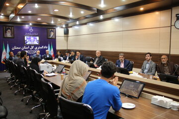 تخصیص میز خدمت اختصاصی ایثارگران در دادگستری استان سمنان