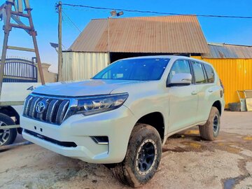 تولد دوباره تویوتا لندکروزر قدیمی/ ماشین تصادفی از آینده سر درآورد / عکس