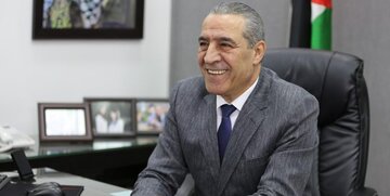 جانشین محمود عباس فقط ۳ درصد محبوبیت دارد/ افشای فساد اقتصادی خانواده حسین الشیخ