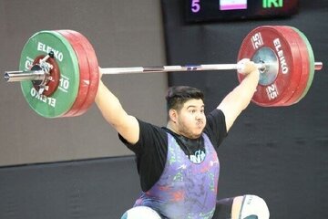 «حسین یزدانی» وزنه بردار اردبیلی قوی ترین نوجوان جهان شد