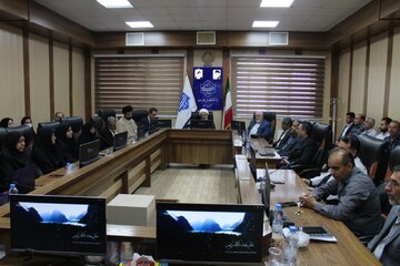 حضور امام جمعه سمان در نشست هماندیشی با اساتید دانشگاه ملی مهارت