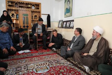 خانواده شهدا سرمایه ارزشمند نظام وانقلاب هستند