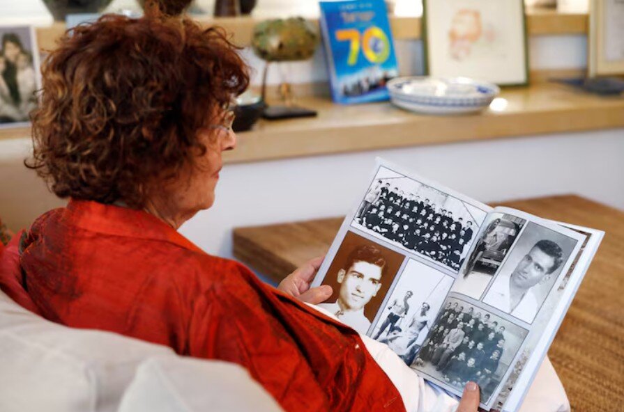 خیانت الجولانی به سوریه؛اسناد کوهن تحویل داده میشود/عکس