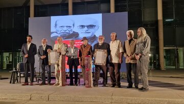 درخشش دو ستاره هنر در شب ادبیات نمایشی شیراز