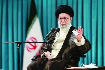 دیدار کارگزاران حج و جمعی از زائران بیتاللهالحرام با رهبر انقلاب