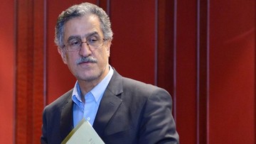 رئیس پیشین اتاق بازرگانی تهران: حل مشکلات ایران و آمریکا اقتصاد را از بن بست خارج می کند/ ارتباط با روسیه خوب است اما آنها خوشان هم تحریم هستند