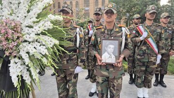شهیدی که بعد از ۳۶ سال شناسایی شد/ تصاویری از مراسم وداع با پیکر شهید ۲۰ ساله دفاع مقدس