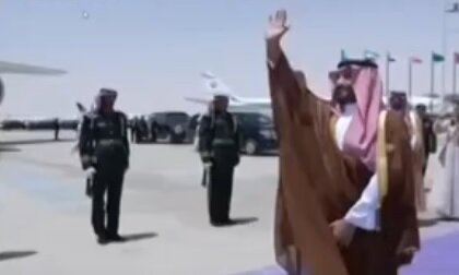 شیوه خداحافظی ترامپ از بن‌سلمان هم سوژه شد