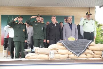 صبحگاه مشترک نیروهای مسلح استان سمنان به مناسبت روز آزادی خرمشهر