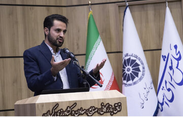 ضرورت تغییر نگاه بانک‌ها به حمایت از تولید و صادرات در سال ۱۴۰۴ 