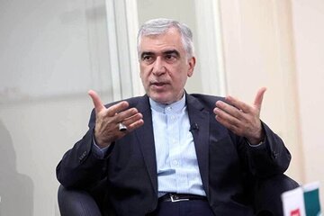 عضو کمیسیون امنیت ملی مجلس: آمریکا علاقهای به حضور اروپا در مذاکرات نداشت؛ ما مشکلی نداشتیم/ گفتهایم که غنیسازی خط قرمز است