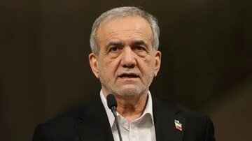 علت کنارهگیری ظریف چه بود؟ پزشکیان: برخی در داخل او را تحریم کردند/ از نظر مشورتی ظریف استفاده خواهیم کرد