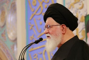 علم الهدی: دختر شهید رئیسی میخواست با بعثه به مکه برود، ایشان گفت نوبتش که شد، برود/ همتی گفته بود از علمالهدی عذرخواهی خواهم کرد؛ اما هنوز نیامده