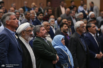 عکسی تازه از هادی غفاری در کنار چهره های سیاسی/ عباس آخوندی و آذر منصوری هم بودند + تصاویر