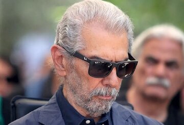 «فرامرز قریبیان» پشت میلههای زندان در «امشب اشکی میریزد»+عکس