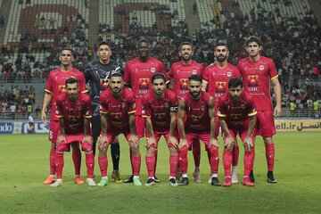 فسخ قرارداد بازیکن فولاد پس از درگیری با گلمحمدی