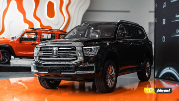 لندکروز چینی به تهران رسید / عکس