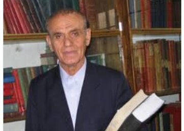 مردی که زبان فارسی را به سرهنگ بودن ترجیح داد