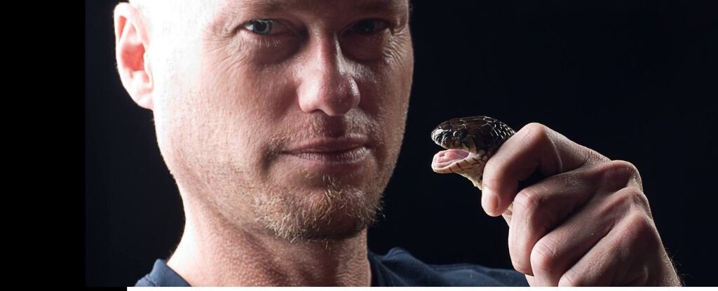 مردی که عاشق نیش خوردن است / طلاق به قیمت تولید پادزهر