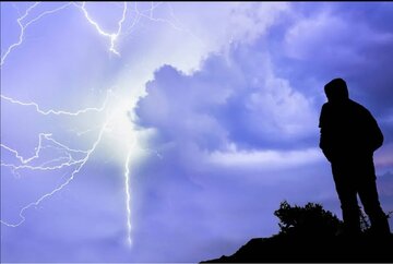 مرگ جوان ۲۷ ساله بر اثر صاعقه!