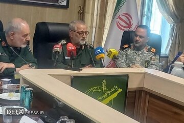 معاون ستاد کل نیروهای مسلح: دشمن برای ضربه زدن به ایران به سراغ فتنه میرود/ آمریکا با تشکیل ارتش ششم در حوزه جنگ شناختی، دنبال تصرف مغزها است