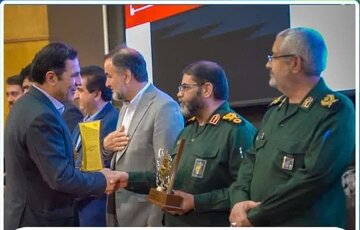 معرفی شرکت ورق خودرو چهارمحال و بختیاری به عنوان الگوی تحقق اقتصاد مقاومتی کشور