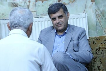 میز خدمت جهادی به مناسبت هفته خدمت با حضور فرماندار شهرستان آستانه اشرفیه برگزار شد