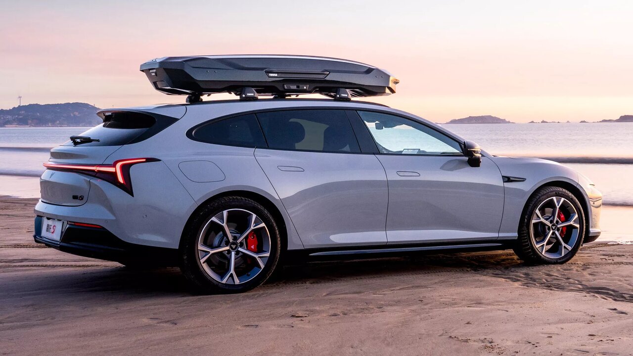 خرید خودروساز بازار ایران توسط تویوتا؟ /عکس