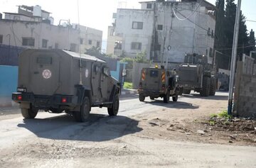 نیروهای اشغالگر مقادیر زیادی پول را از صرافیها در کرانه باختری مصادره کردند