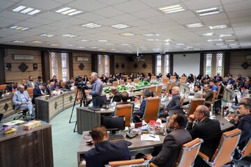 همدلی و همکاری مسئولان استانی و رسانه‌های استان کلید توسعه چهارمحال و بختیاری است