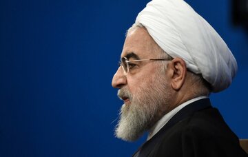 واکنش دفتر حسن روحانی به ادعاهای اخیر علم الهدی/ وقتی شعارهایی علیه امام جمعه دادند؛ روحانی گفت خواهش میکنم راجع به امام جمعه محترم چیزی نفرمایید