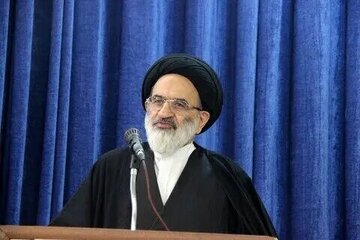 واکنش سیدرضا تقوی به ماجرای نماز خواندن ابراهیم رئیسی هنگام مذاکره با پوتین؛ این افتخار بود/ یک روزی به من تماس گرفت و گفت شما چشم من باش