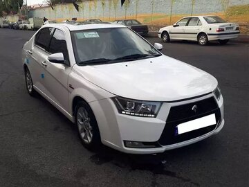 کاهش یک شبه قیمت دنا / کدام مدل ها ارزان شد؟ + جدول اردیبهشت ۱۴۰۴