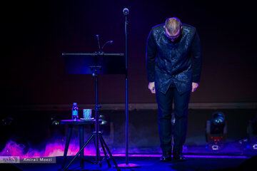 کنسرت «ایرانم» علیرضا قربانی از ۴ خرداد با قطعات جدید/ بلیتفروشی عصر امروز آغاز میشود