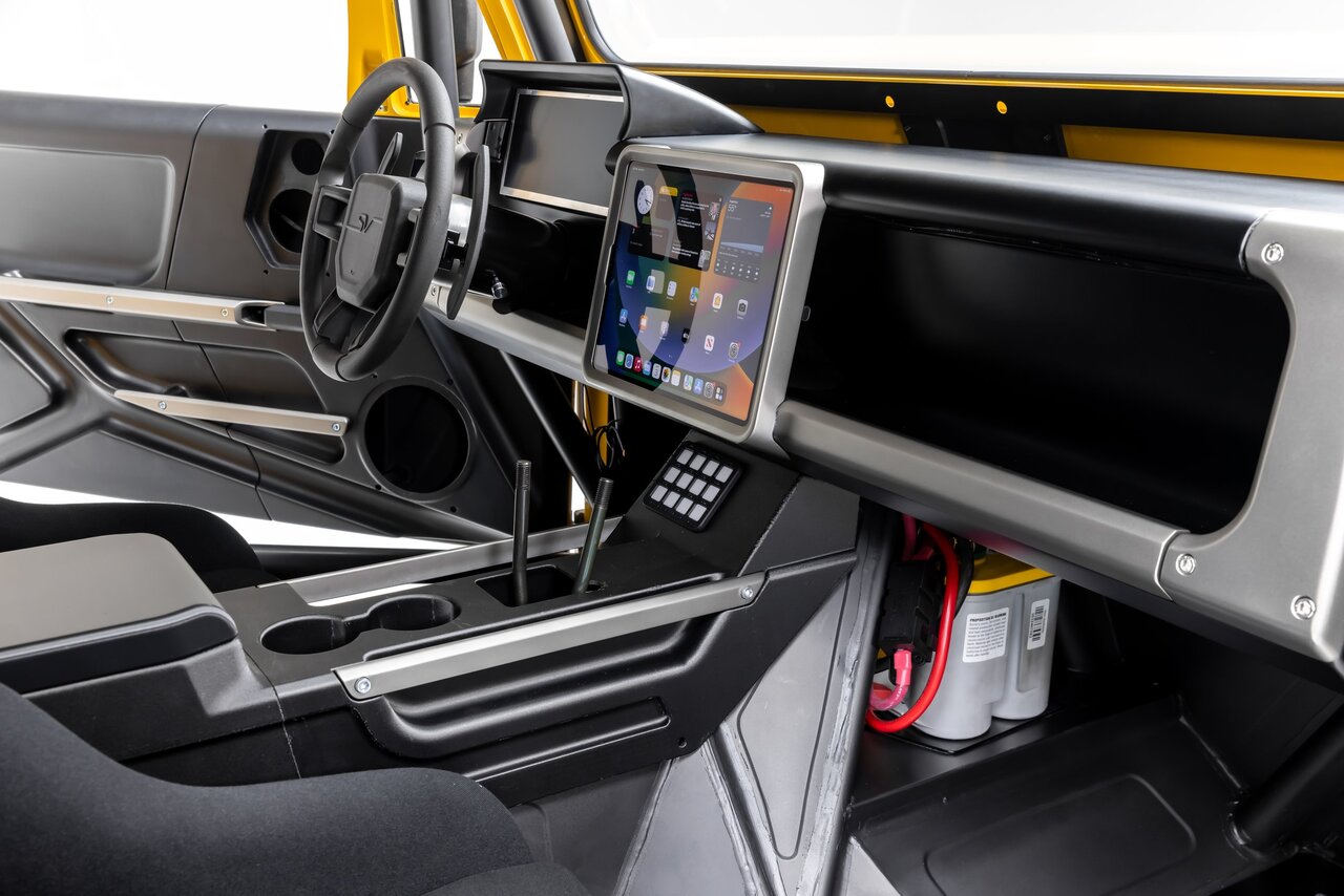 گران ترین شاسی بلند جهان، هیولای بیرقیب ۱۰۰ میلیاردی / عکس