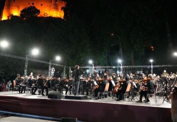 گردهمایی ۲۰۰۰ نفره در قلعه فلکالافلاک خرمآباد