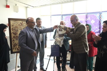 از کتاب مستند نگاری صنایعدستی استان سمنان رونمایی شد