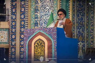 اظهارات امام جمعه تهران درپی حمله اسرائیل به ایران/ روزی میشود که در همین خطبه بگویم که ایها الناس! رژیم صهیونیستی منحل شد/ منتظر مجازاتی سخت باشند