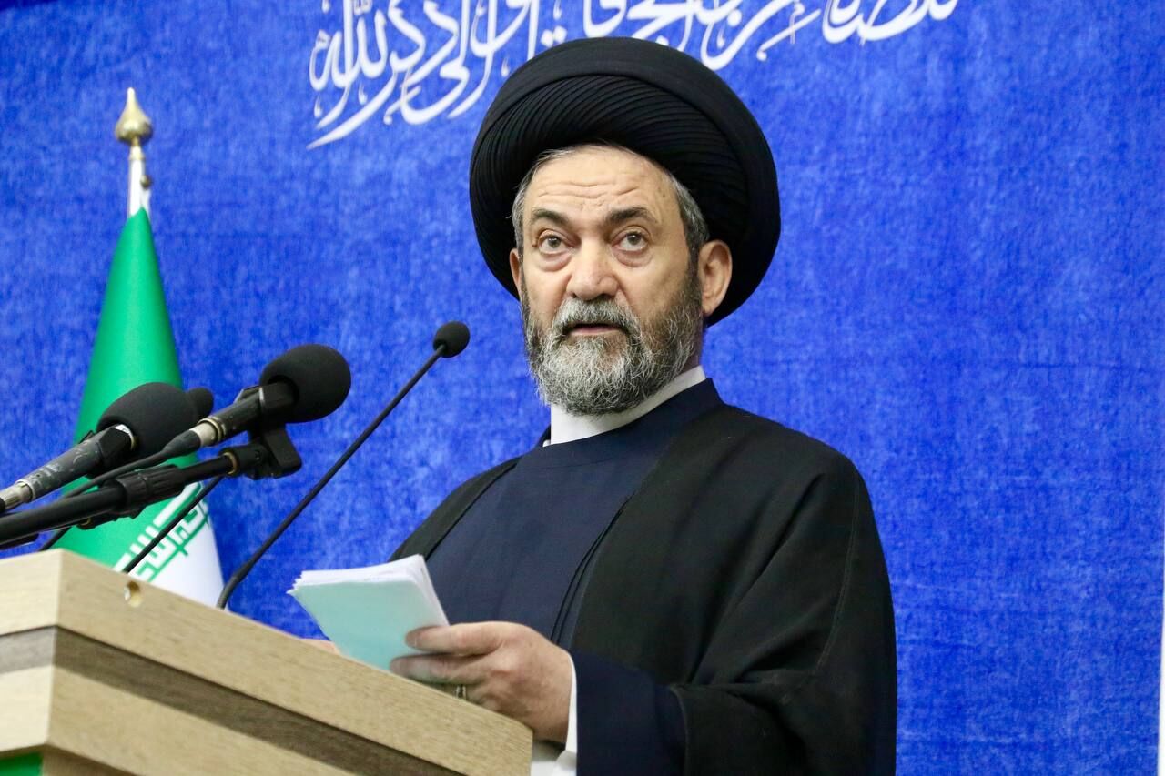 امام جمعه اردبیل: قدرت اصلی ایران در انسجام ملی است