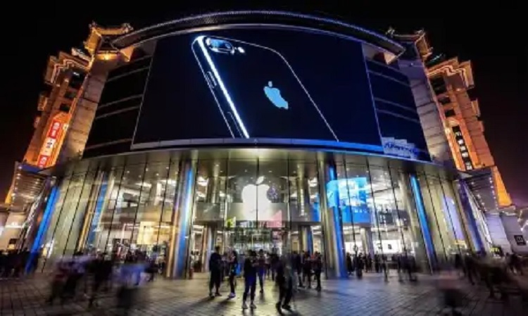 اپل برای بقا در بازار چین یارانه گرفت!