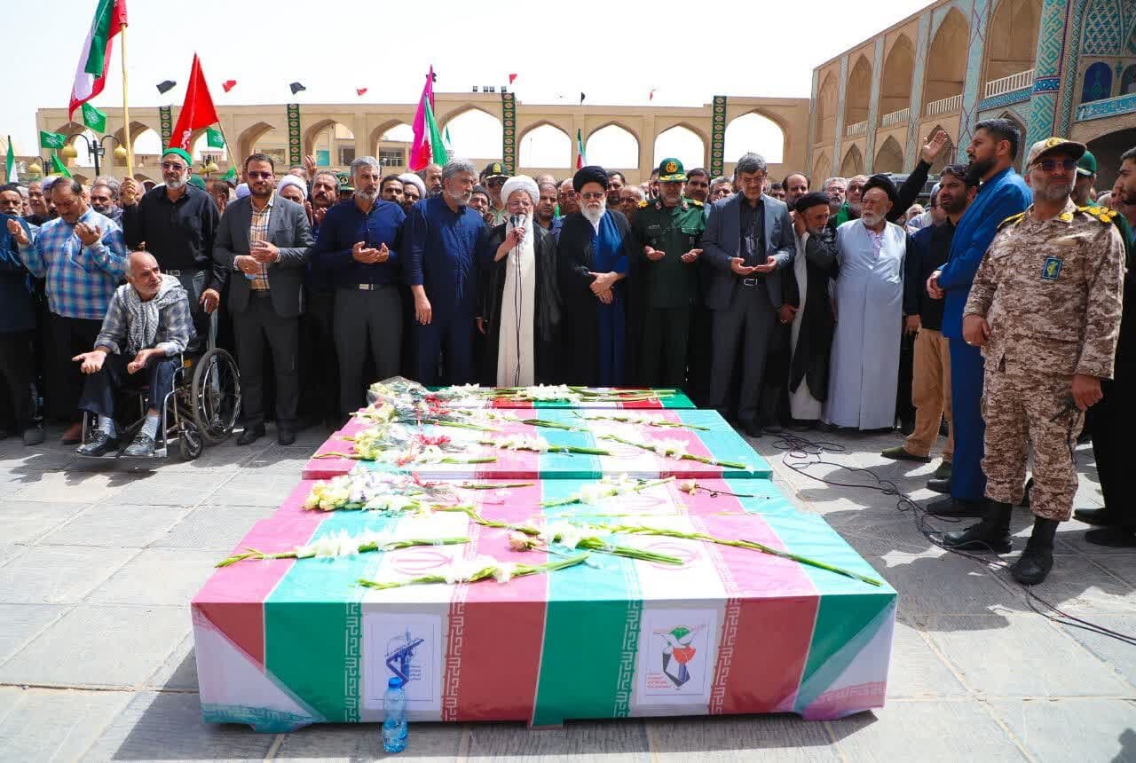 برگزاری مراسم تشییع شهدای حمله رژیم صهیونیستی به یزد