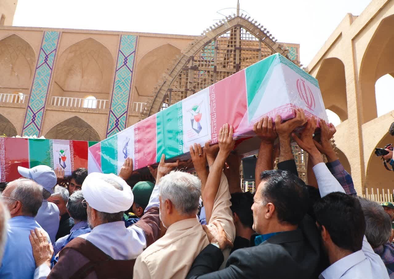 برگزاری مراسم تشییع شهدای حمله رژیم صهیونیستی به یزد