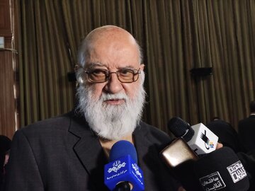 بی اطلاعی رئیس شورای شهر از وضعیت تئاتر شهر در تهران/ کنایه چمران به پاساژ علاءالدین؛ اول ساختمان ساختند بعد دنبال پارکینگ آن هستند