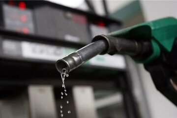 تأمین سوخت اهواز بدون مشکل انجام می‌شود/ فرمانداری: از تجمع غیرضروری در جایگاه‌ها خودداری شود