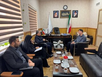 تأکید فرماندار سمنان بر استمرار نظارت بر بازار / استفاده حداکثری از ظرفیت آبگرم در رونق گردشگری