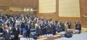 تجلیل از زنان کنشگر و صادر کنندگان نمونه استان سمنان